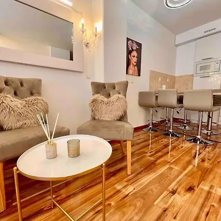 Tk Stylish Free Private Parking Garage Apartman Budapest Kültér fotó